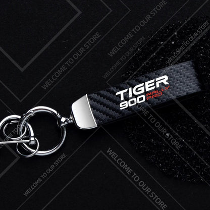 1PCS Motorcycle Keychain For  Tiger 900 GT Rally PRO Explorer Logo Widget Ornaments Metal Carbon Fiber Leather Key Chain