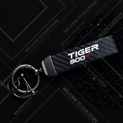 1PCS Motorcycle Keychain For  Tiger 900 GT Rally PRO Explorer Logo Widget Ornaments Metal Carbon Fiber Leather Key Chain